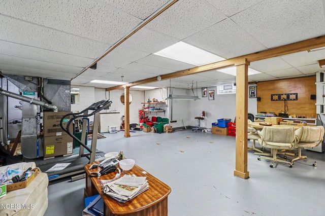 2425 River Road, Maumee, OH 43537