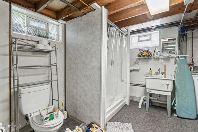 2425 River Road, Maumee, OH 43537