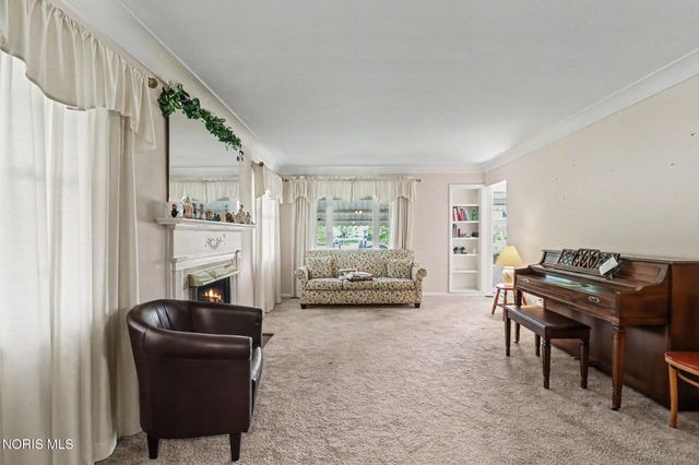 2425 River Road, Maumee, OH 43537