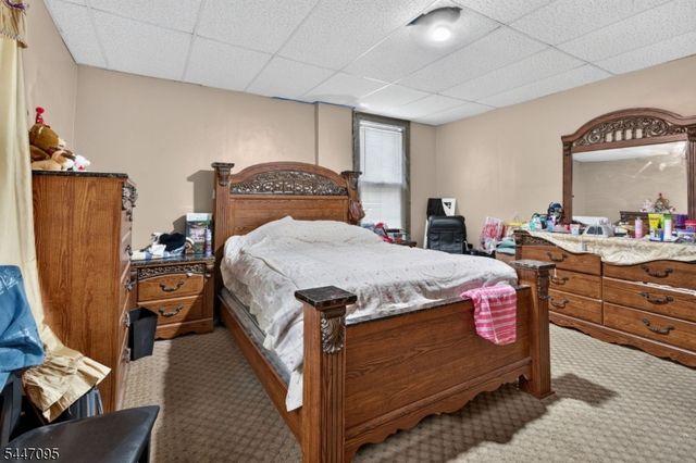 85 N 10Th St, Newark City, NJ 07107