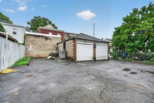 85 N 10Th St, Newark City, NJ 07107