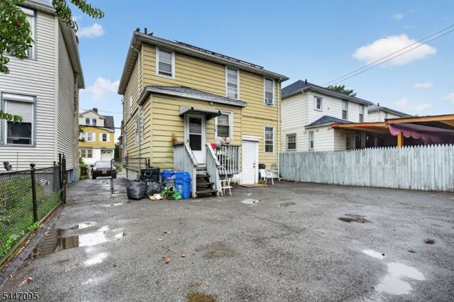85 N 10Th St, Newark City, NJ 07107