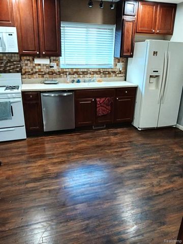 801 Cameron Avenue, Pontiac, MI 48340