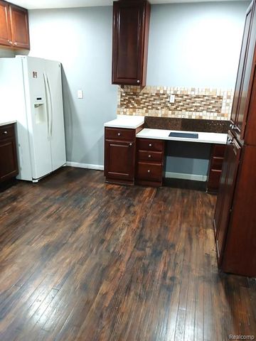 801 Cameron Avenue, Pontiac, MI 48340