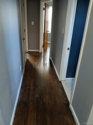 801 Cameron Avenue, Pontiac, MI 48340