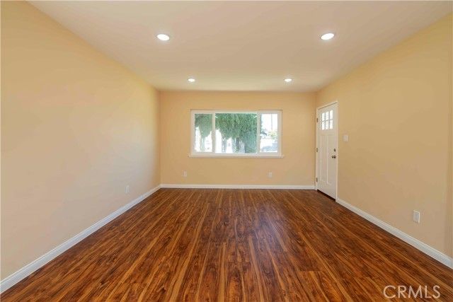 7630 Minstrel, Canoga Park (los Angeles), CA 91304