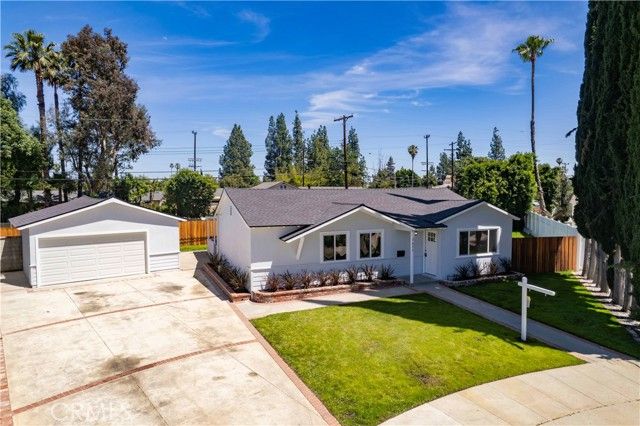 7630 Minstrel, Canoga Park (los Angeles), CA 91304