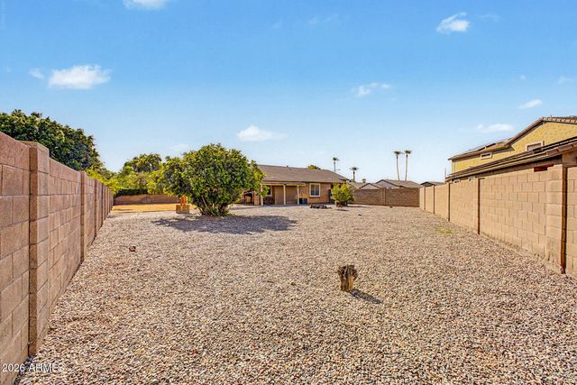 5775 W TOWNLEY Avenue, Glendale, AZ 85302