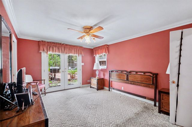 1919 Stebbins Drive, Houston, TX 77043