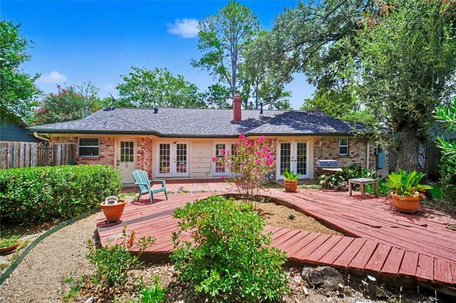 1919 Stebbins Drive, Houston, TX 77043