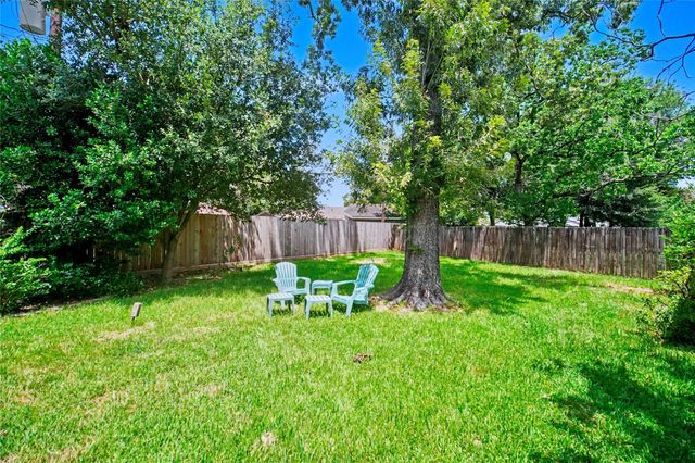 1919 Stebbins Drive, Houston, TX 77043