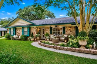 1919 Stebbins Drive, Houston, TX 77043