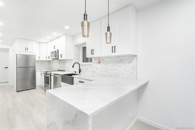 2134 33rd Street, Astoria, NY 11105