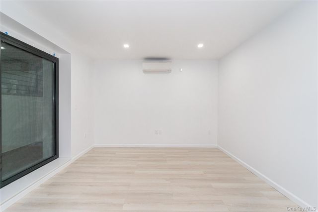 2134 33rd Street, Astoria, NY 11105