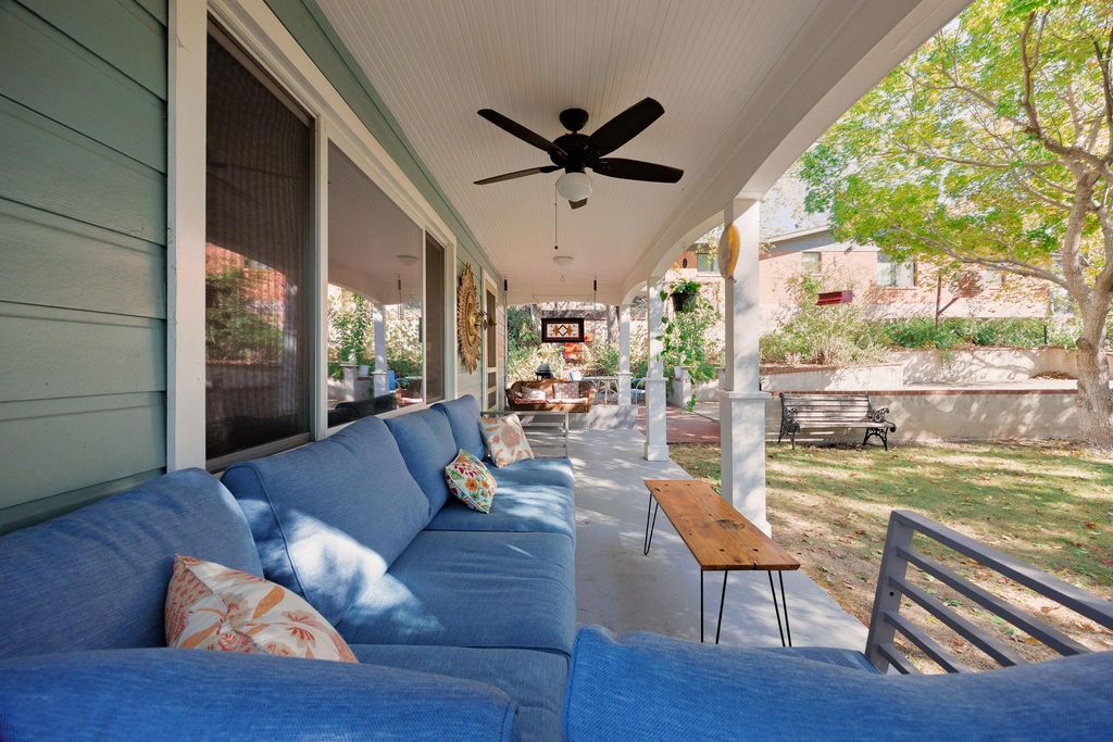 2102 Travis Heights BLVD, Austin, TX 78704