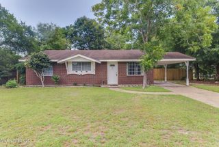 2610 Demaret Drive, Gulfport, MS 39507