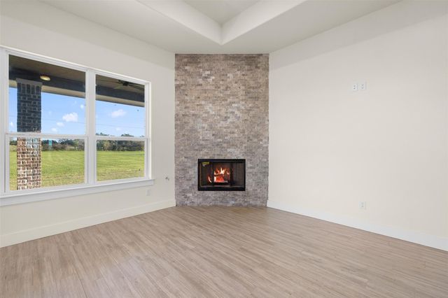 10120 Henley Cove, Iola, TX 77861