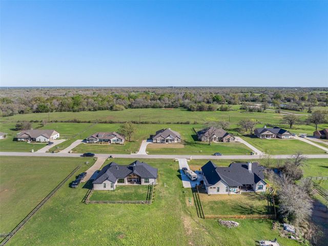 10120 Henley Cove, Iola, TX 77861