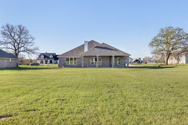 10120 Henley Cove, Iola, TX 77861