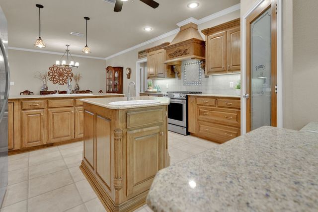 233 Winged Foot, Hideaway, TX 75771