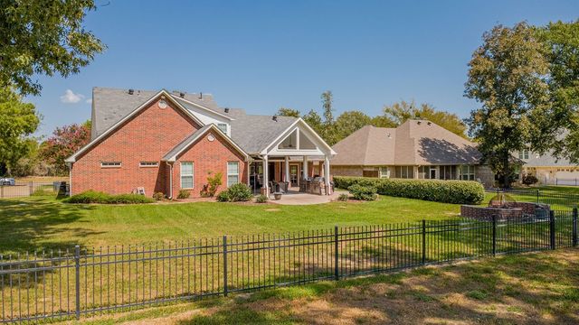 233 Winged Foot, Hideaway, TX 75771