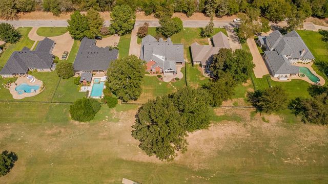 233 Winged Foot, Hideaway, TX 75771