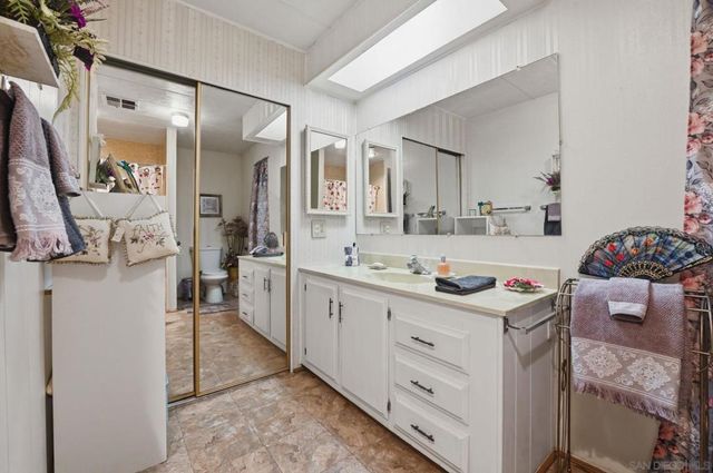2280 E Valley Pwky 21, Escondido, CA 92027
