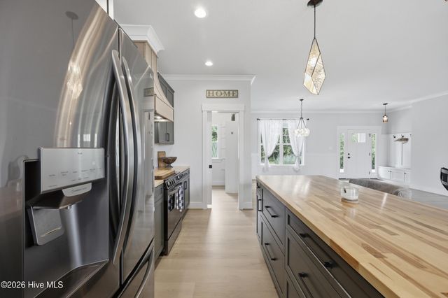 199 Dogwood Trail, Elizabeth City, NC 27909