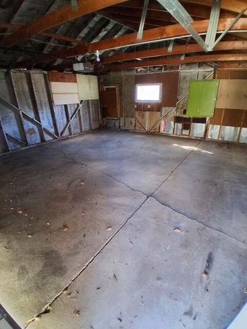 5275 N 57th STREET, Milwaukee, WI 53218