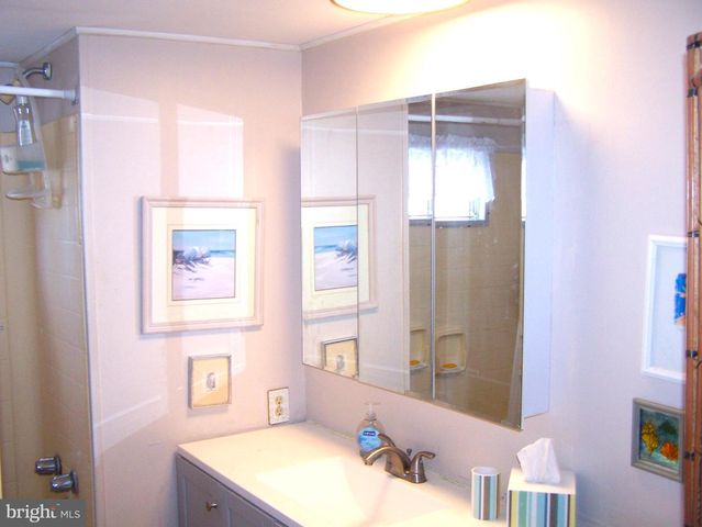 109 SEA BREEZE DR, Ocean City, MD 21842