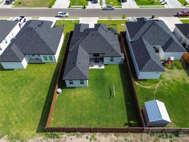 1313 W Dawes Avenue W, Alton, TX 78573