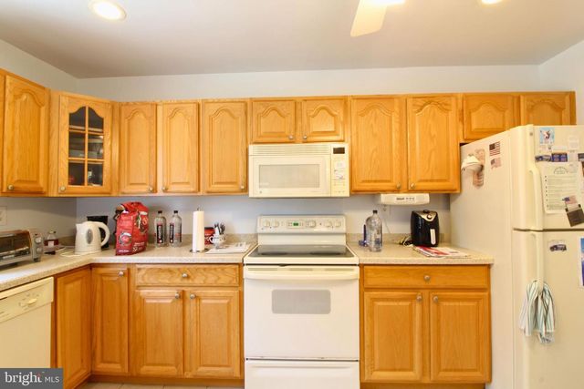 680-B HUNTINGTON DR, Manchester Township, NJ 08759