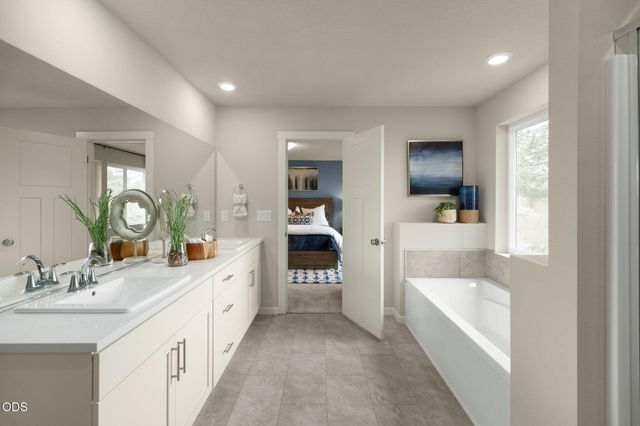 20663 NE Town Dr, Bend, OR 97701