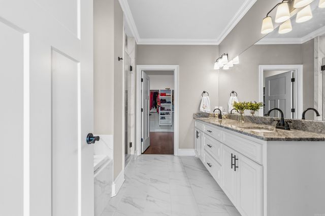 50 Maravilla Way, Hot Springs Village, AR 71909