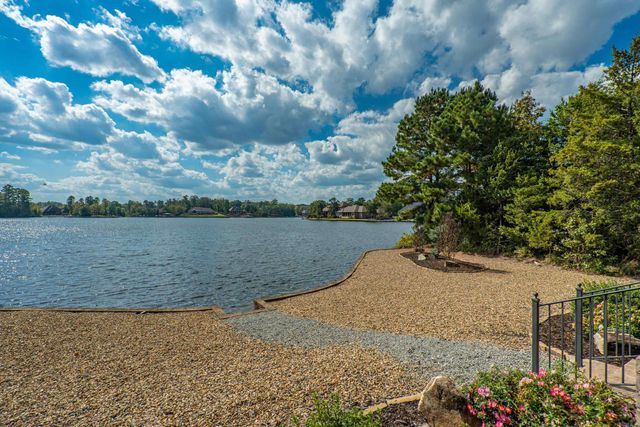 50 Maravilla Way, Hot Springs Village, AR 71909