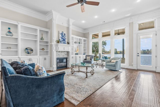 50 Maravilla Way, Hot Springs Village, AR 71909