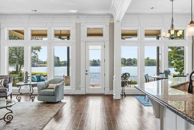 50 Maravilla Way, Hot Springs Village, AR 71909