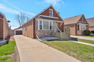 2825 W 84th Place, Chicago, IL 60652