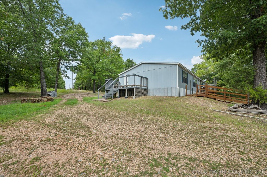 30073 S Qualls Road, Park Hill, OK 74451