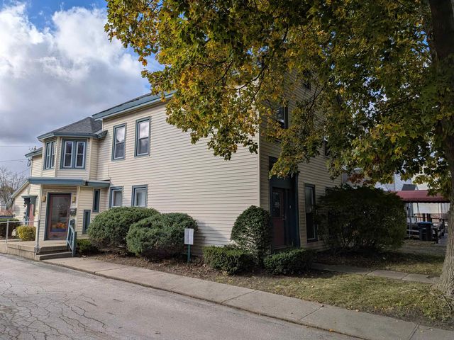 71 Grove Street, Rutland City, VT 05701