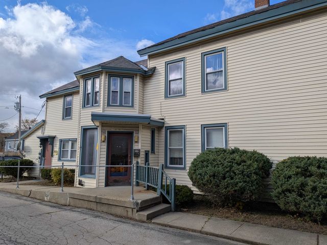71 Grove Street, Rutland City, VT 05701