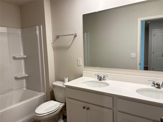 3240 Greyton Drive, Buford, GA 30519