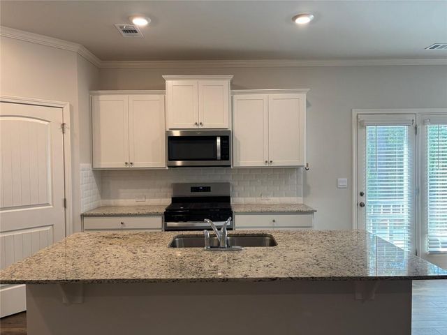 3240 Greyton Drive, Buford, GA 30519