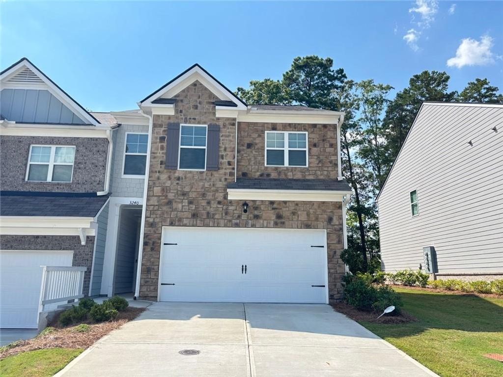 3240 Greyton Drive, Buford, GA 30519