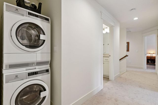 155 Wooddale Avenue, Wayzata, MN 55391