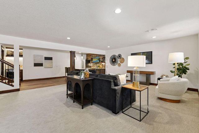 155 Wooddale Avenue, Wayzata, MN 55391