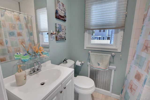 121 Wright Avenue, Deer Park, NY 11729