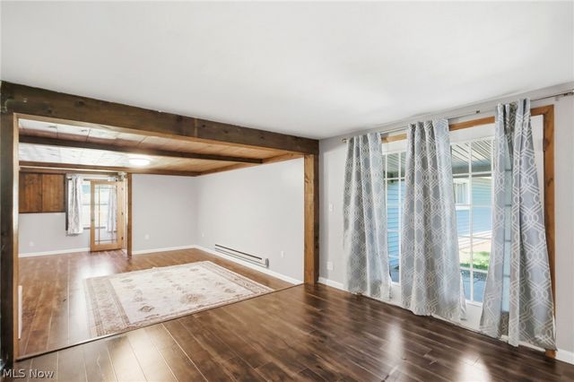 8870 N Spring Valley Park Drive, Chagrin Falls, OH 44023