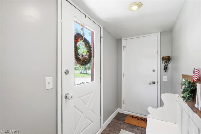 8870 N Spring Valley Park Drive, Chagrin Falls, OH 44023