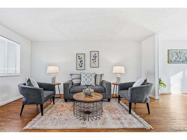 424 E 116th Ave, Northglenn, CO 80233